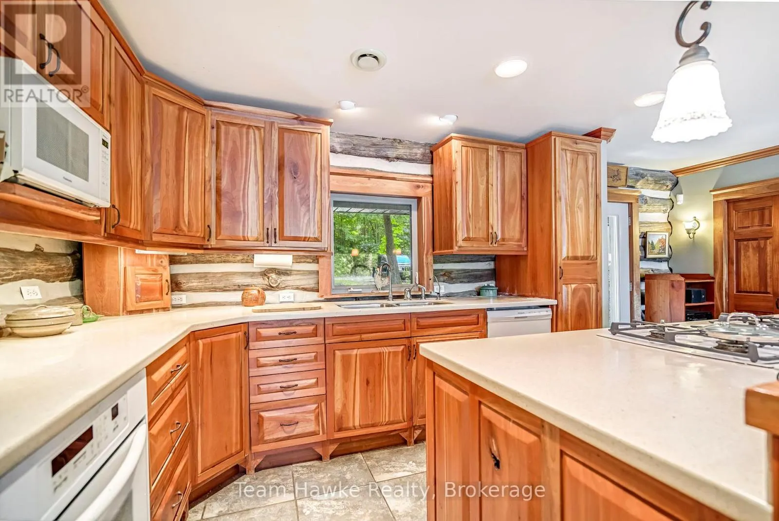968 SUMAC LANE