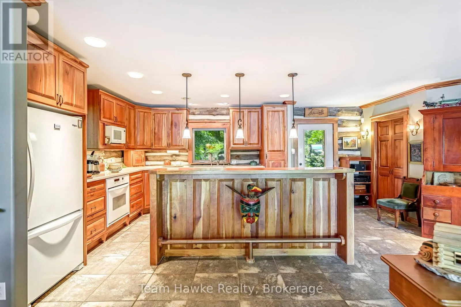 968 SUMAC LANE