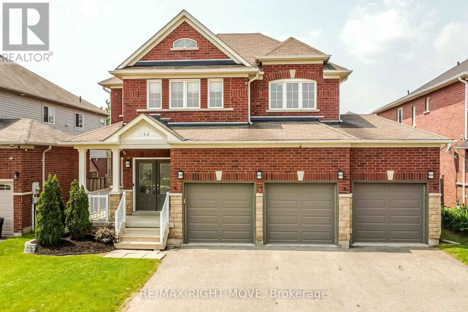 132 THE QUEENSWAY