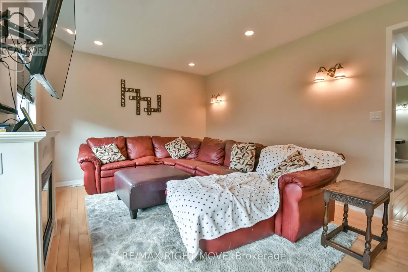 132 THE QUEENSWAY