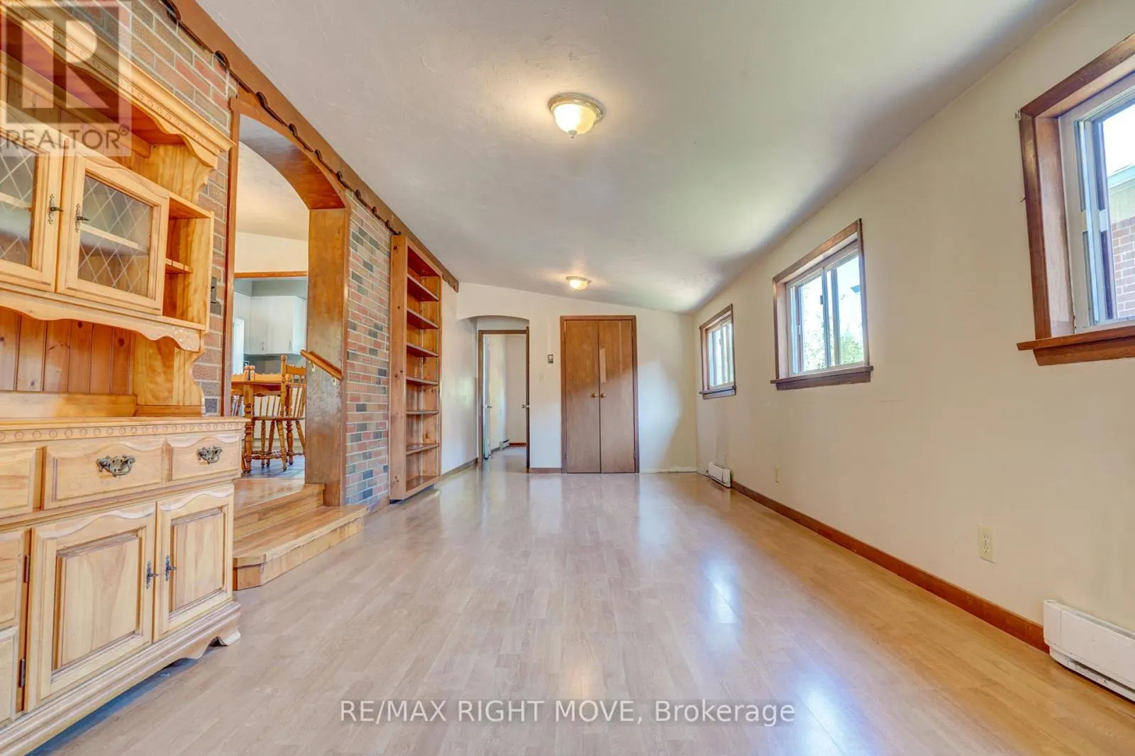 348 COLLINS DRIVE