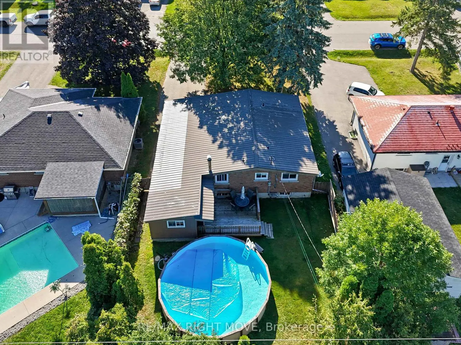 348 COLLINS DRIVE