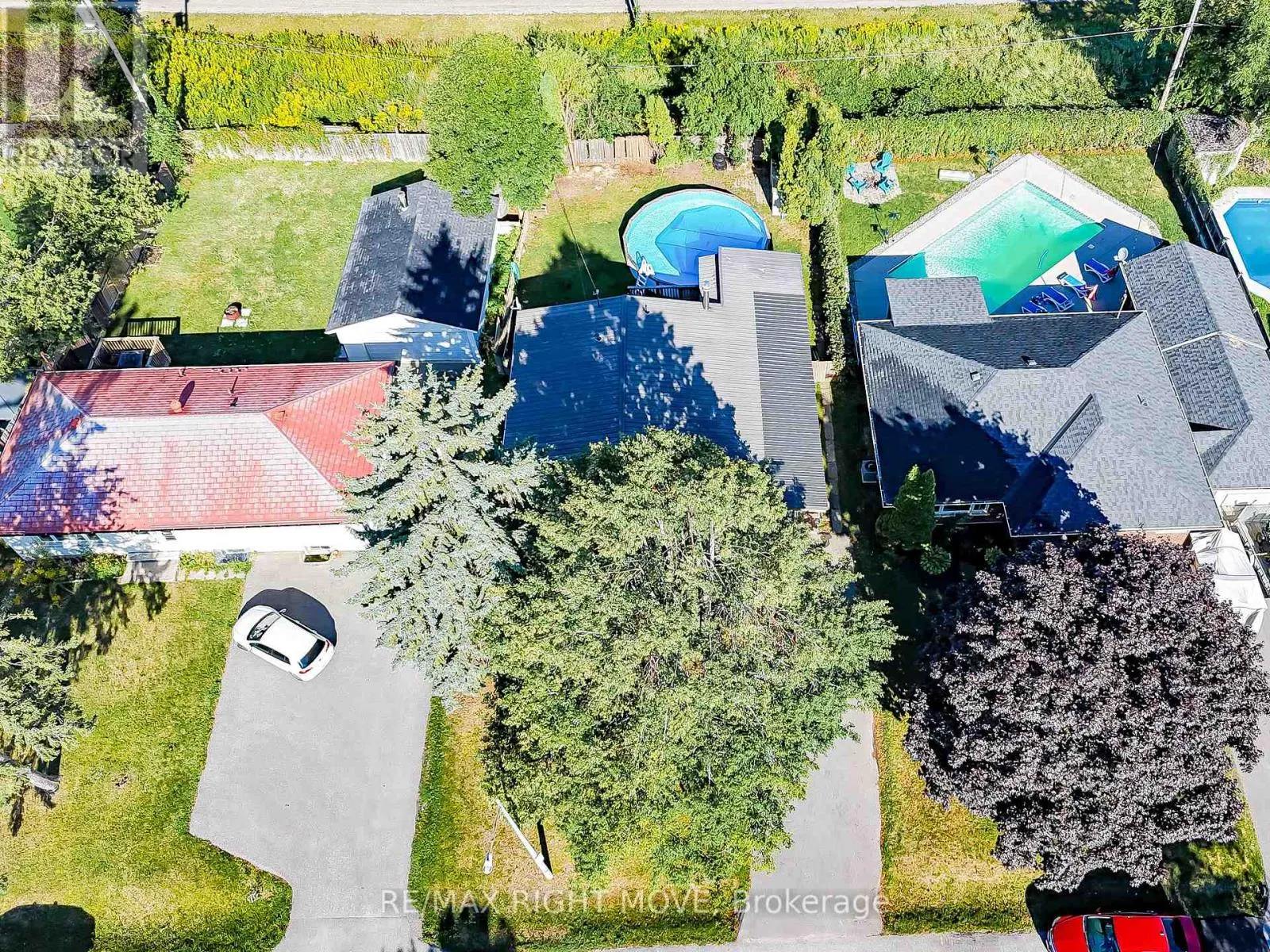 348 COLLINS DRIVE