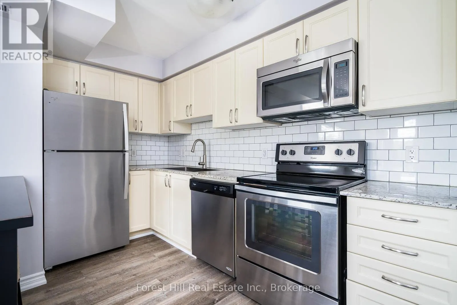 108 - 2 ANCHORAGE CRESCENT, #108