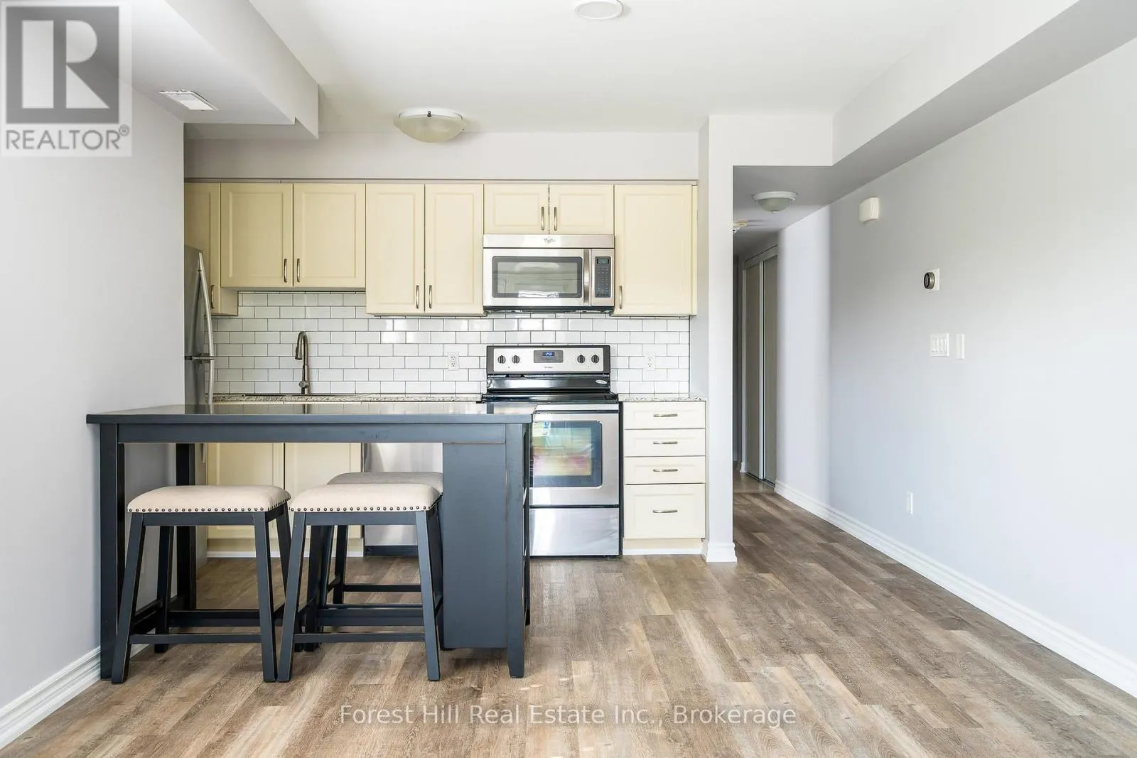108 - 2 ANCHORAGE CRESCENT, #108