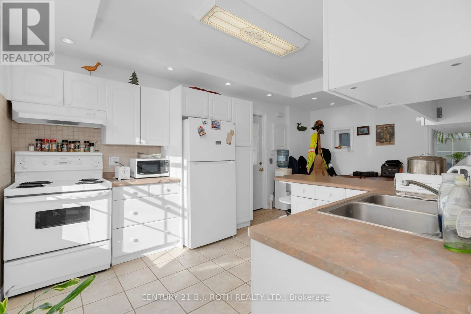 165 PARKVIEW AVENUE