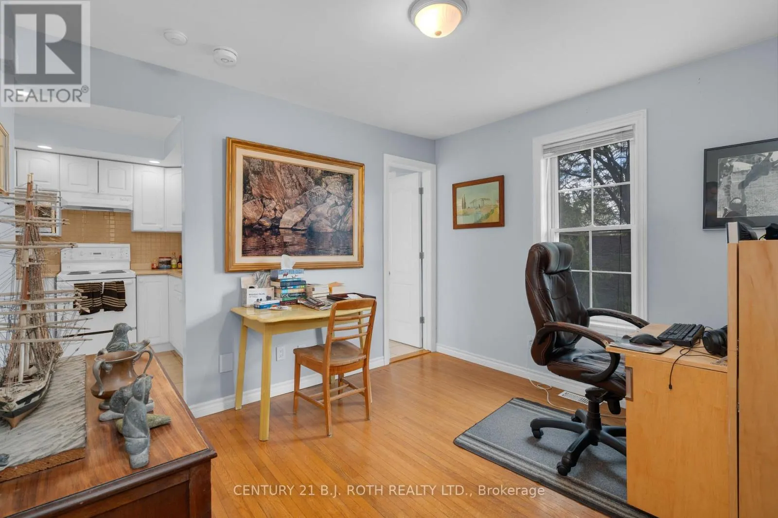 165 PARKVIEW AVENUE