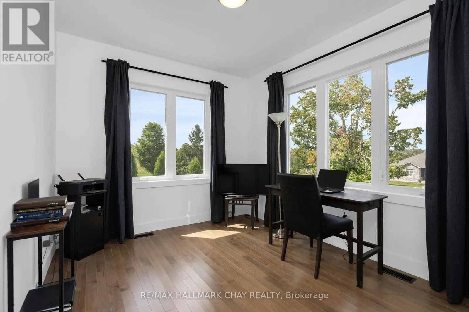 1415 15 16 SIDE ROAD E