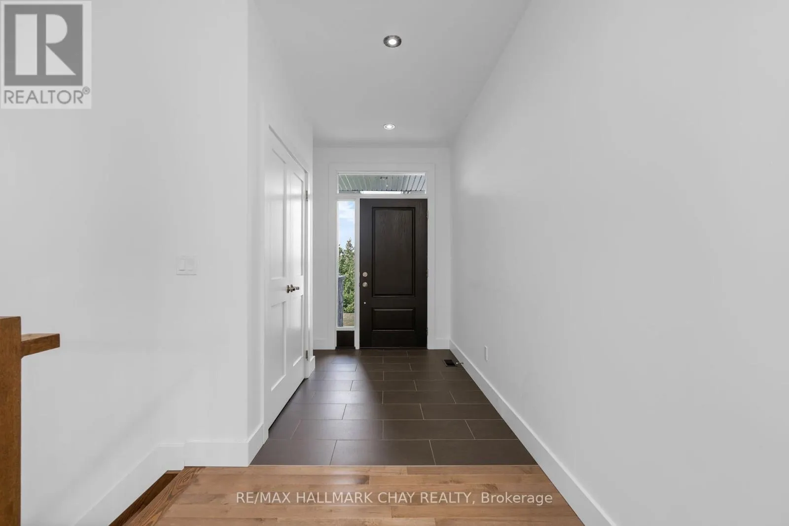 1415 15 16 SIDE ROAD E