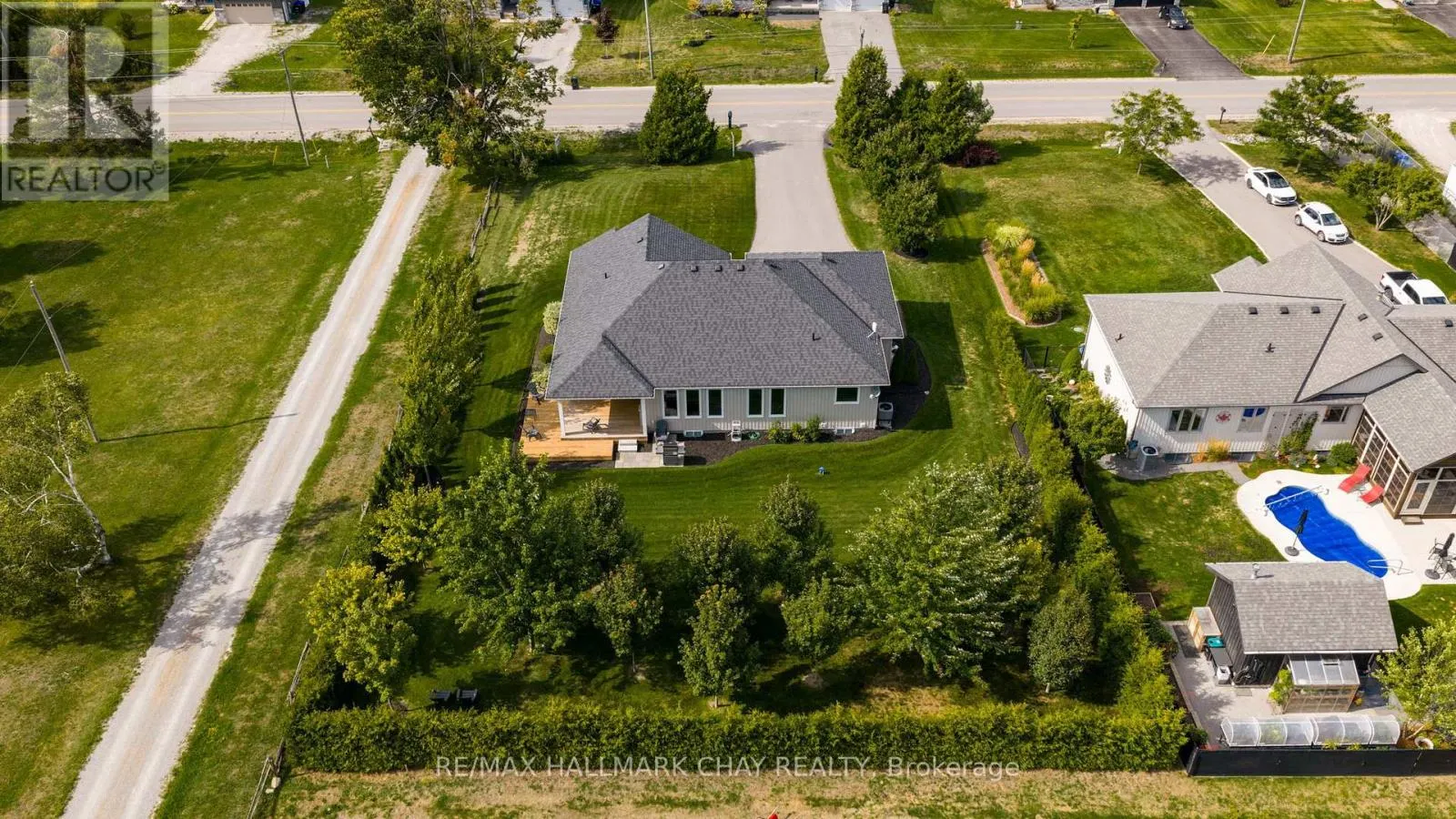 1415 15 16 SIDE ROAD E
