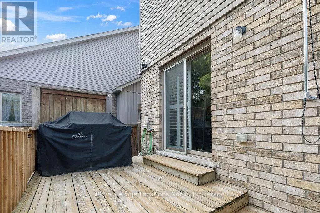 115 CHAMBERLAIN CRESCENT