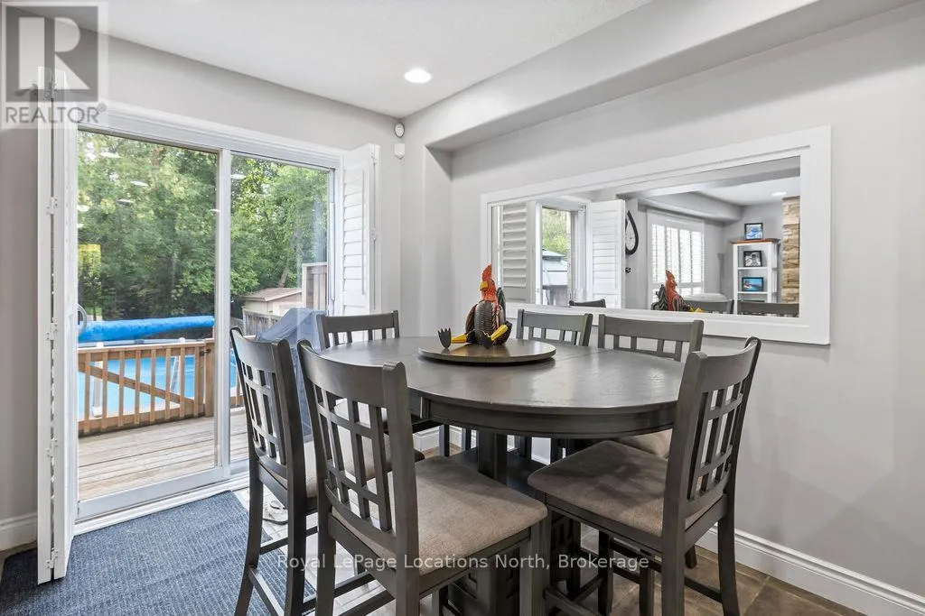 115 CHAMBERLAIN CRESCENT