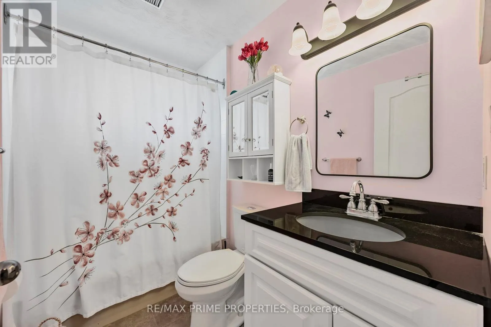 201 - 585 ATHERLEY ROAD