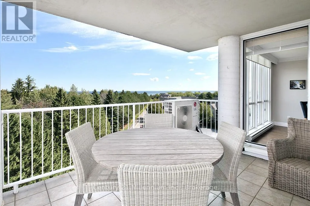 703 - 24 RAMBLINGS WAY, #703