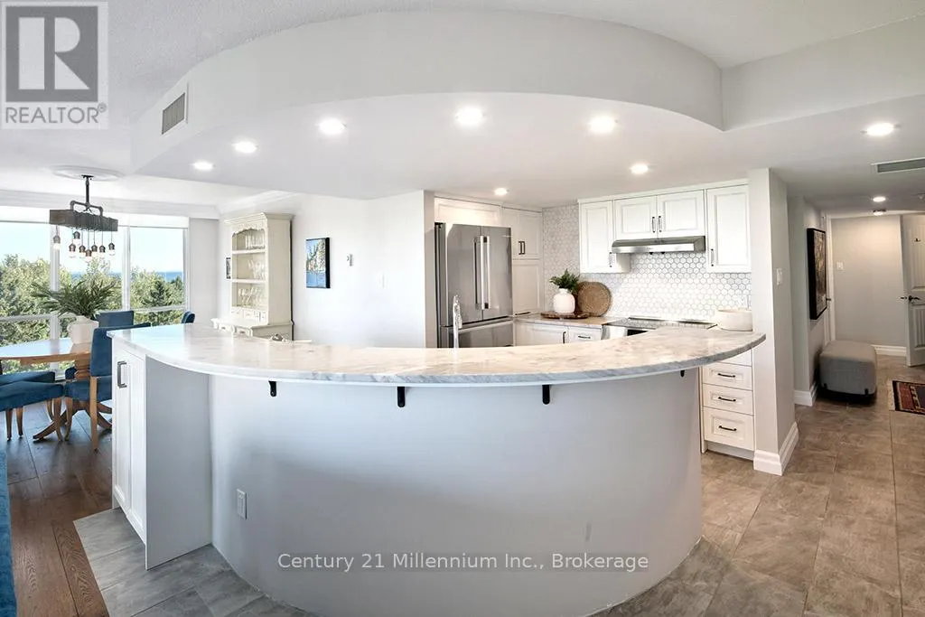 703 - 24 RAMBLINGS WAY, #703