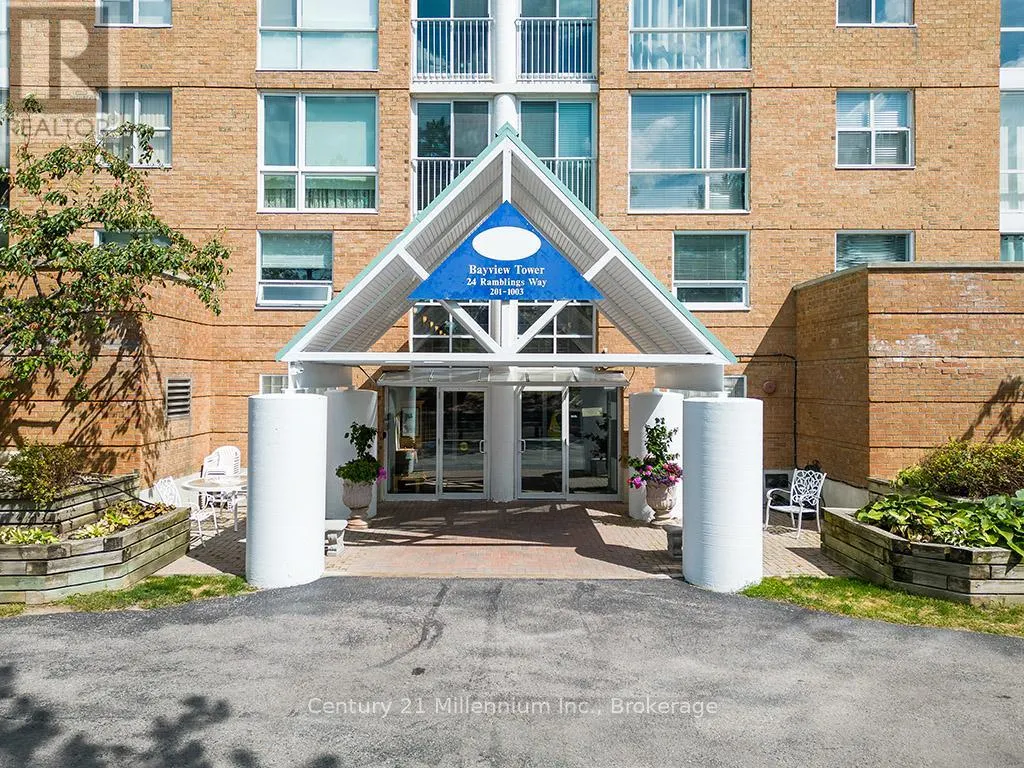 703 - 24 RAMBLINGS WAY, #703