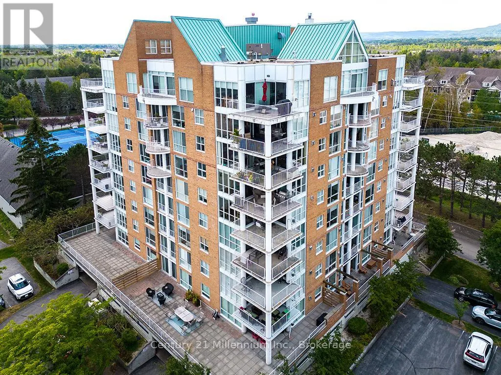 703 - 24 RAMBLINGS WAY, #703