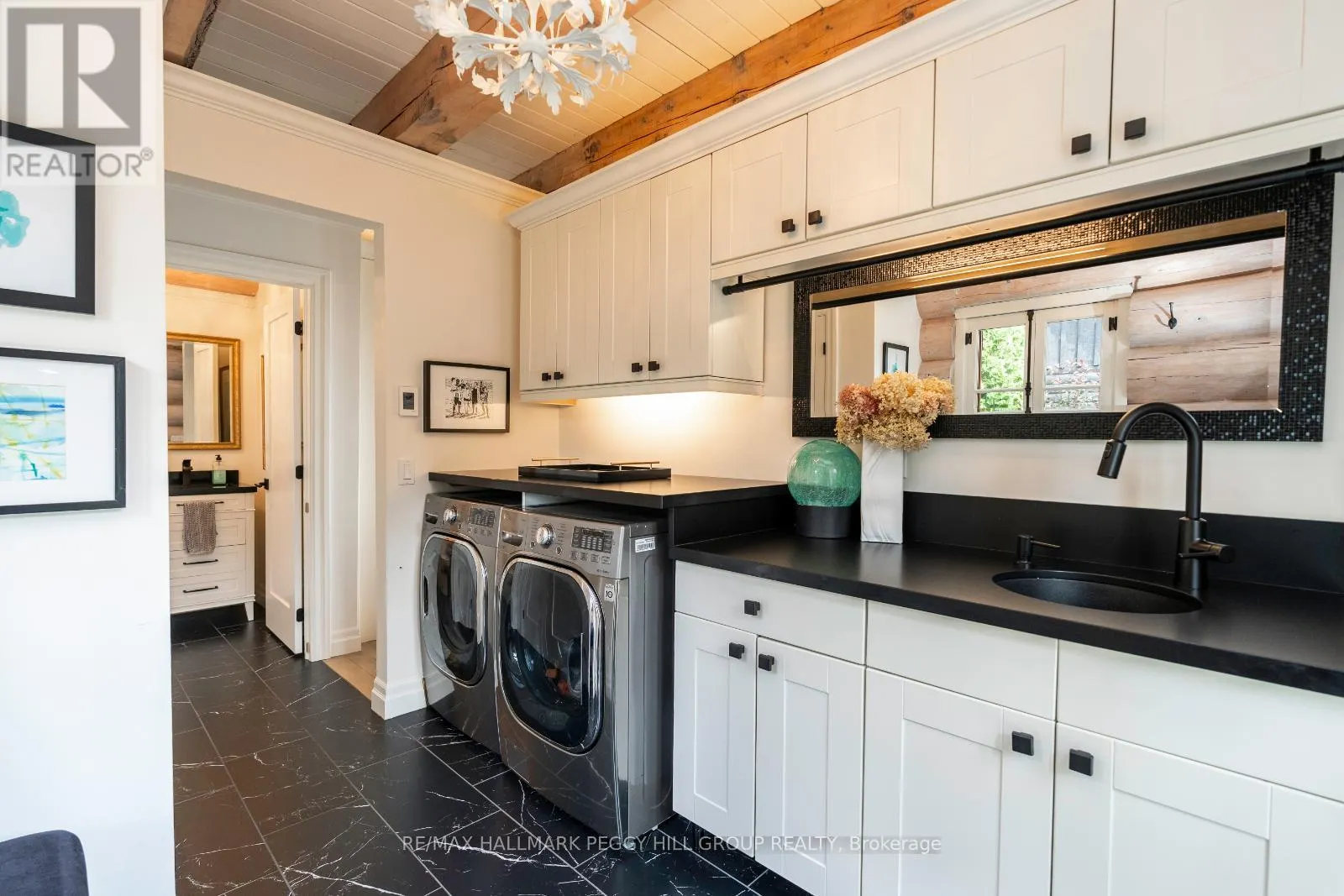2 SUNNYSIDE AVENUE
