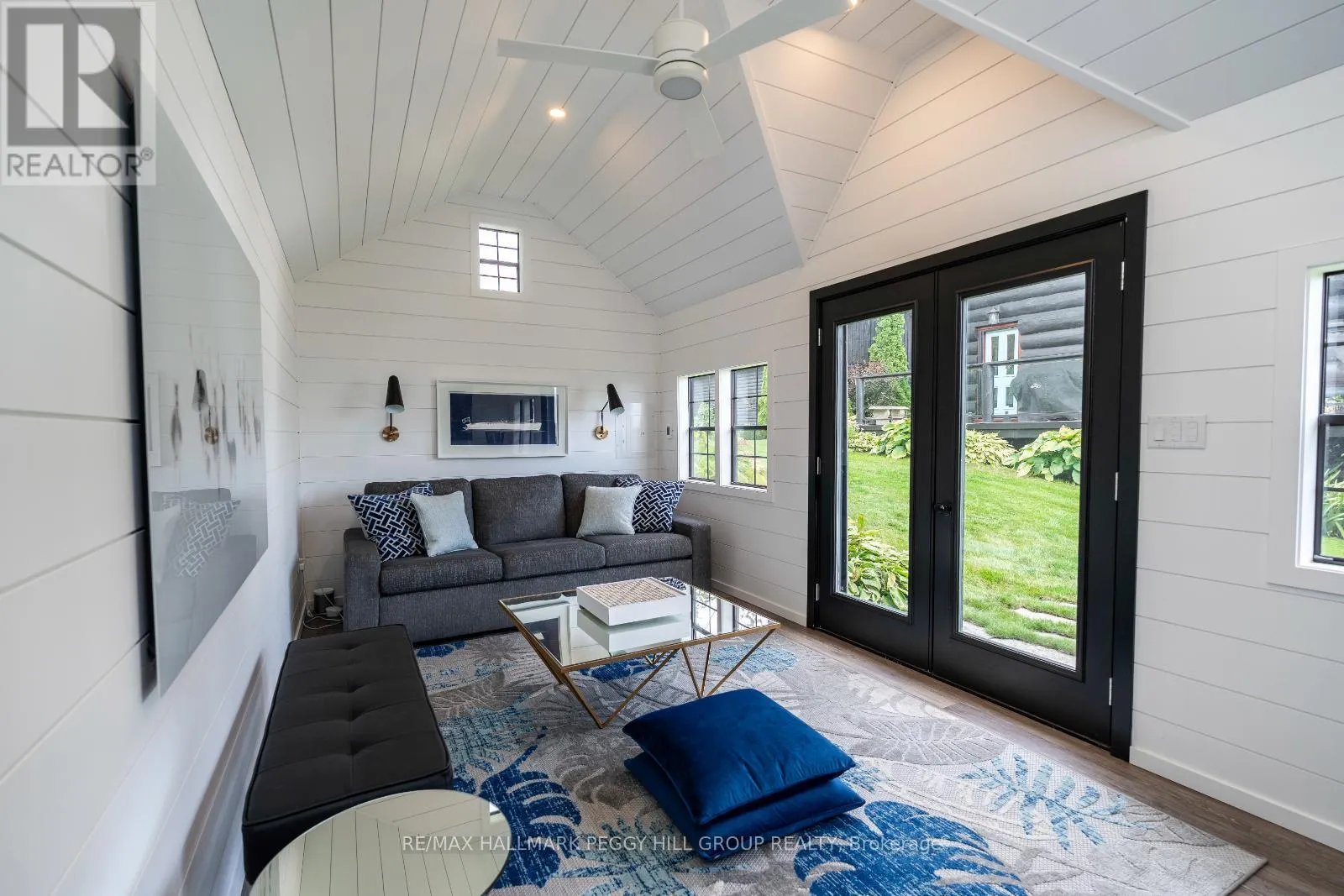 2 SUNNYSIDE AVENUE