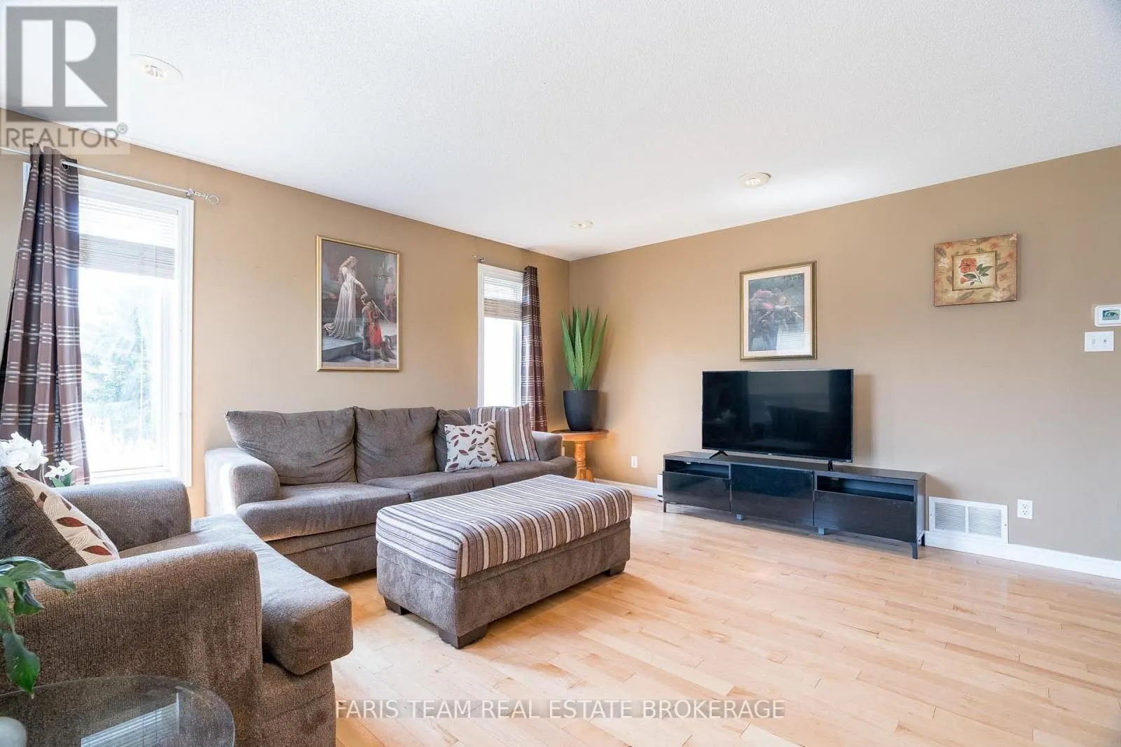 36 MARLOW CIRCLE