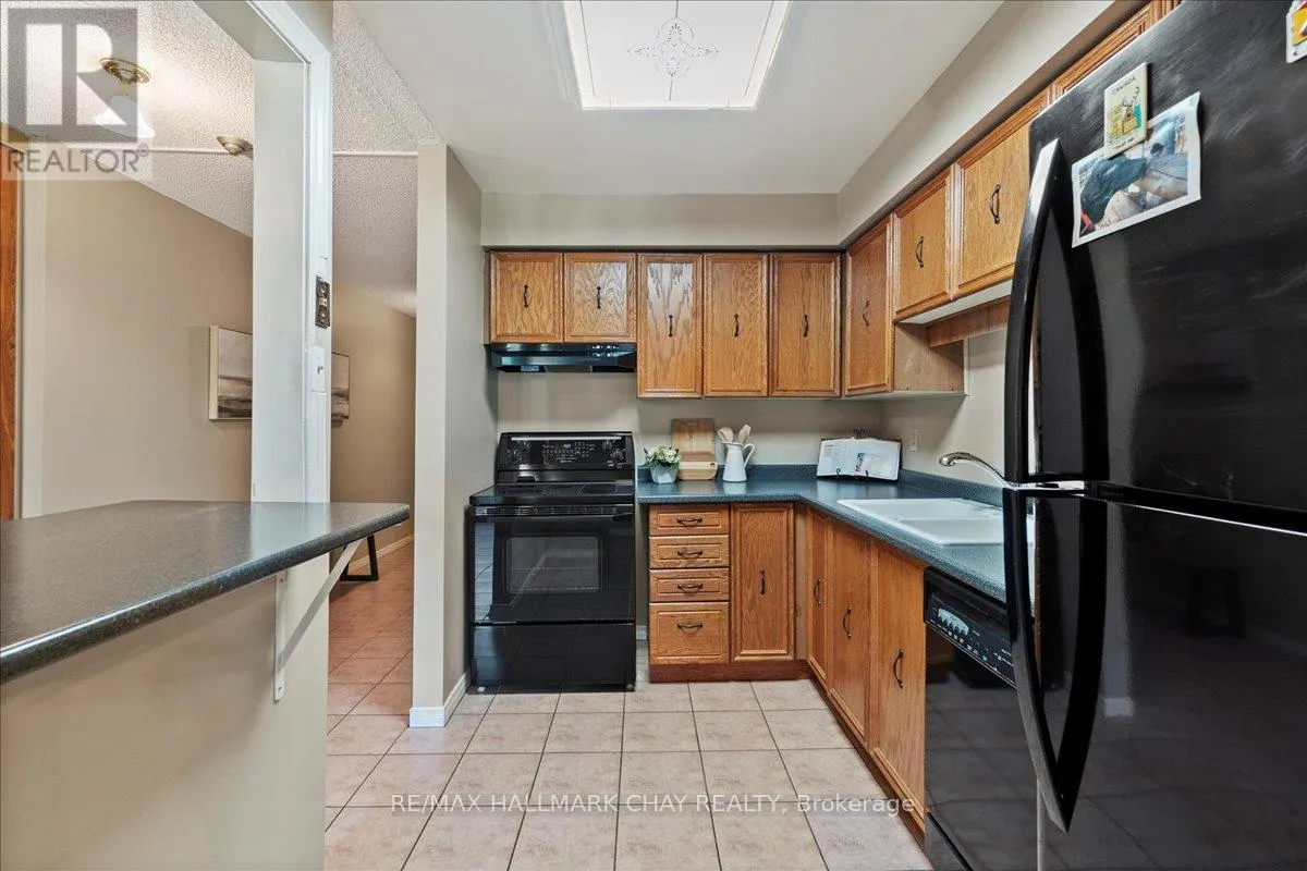 335 - 10 COULTER STREET