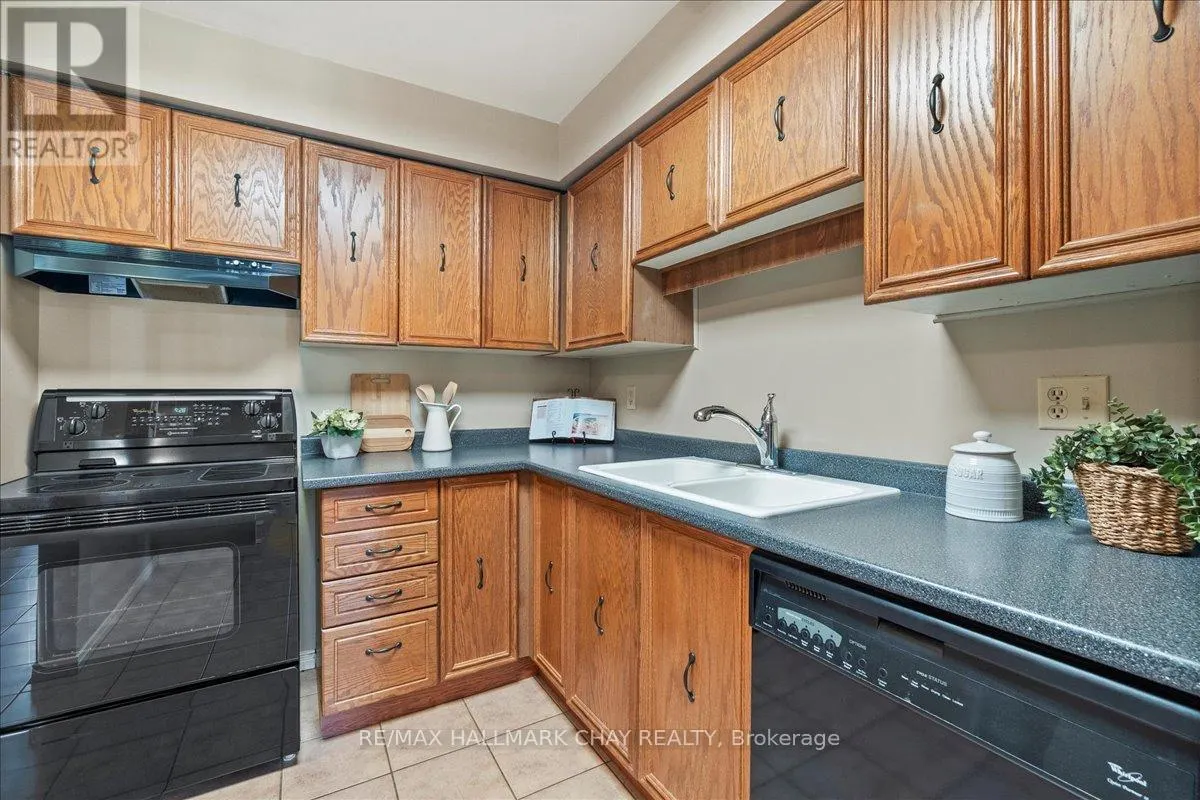 335 - 10 COULTER STREET