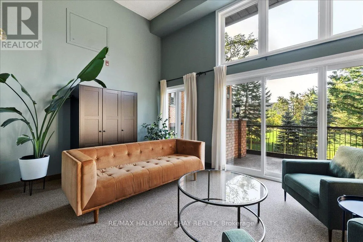 335 - 10 COULTER STREET
