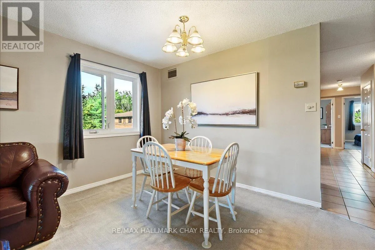 335 - 10 COULTER STREET