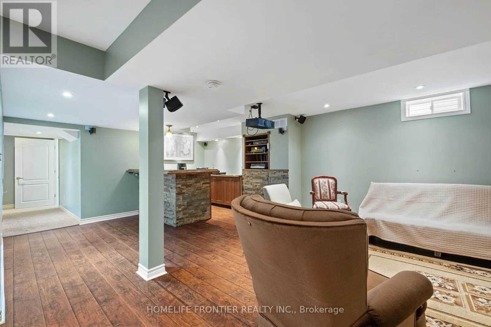 11 MAPLE CROWN TERRACE