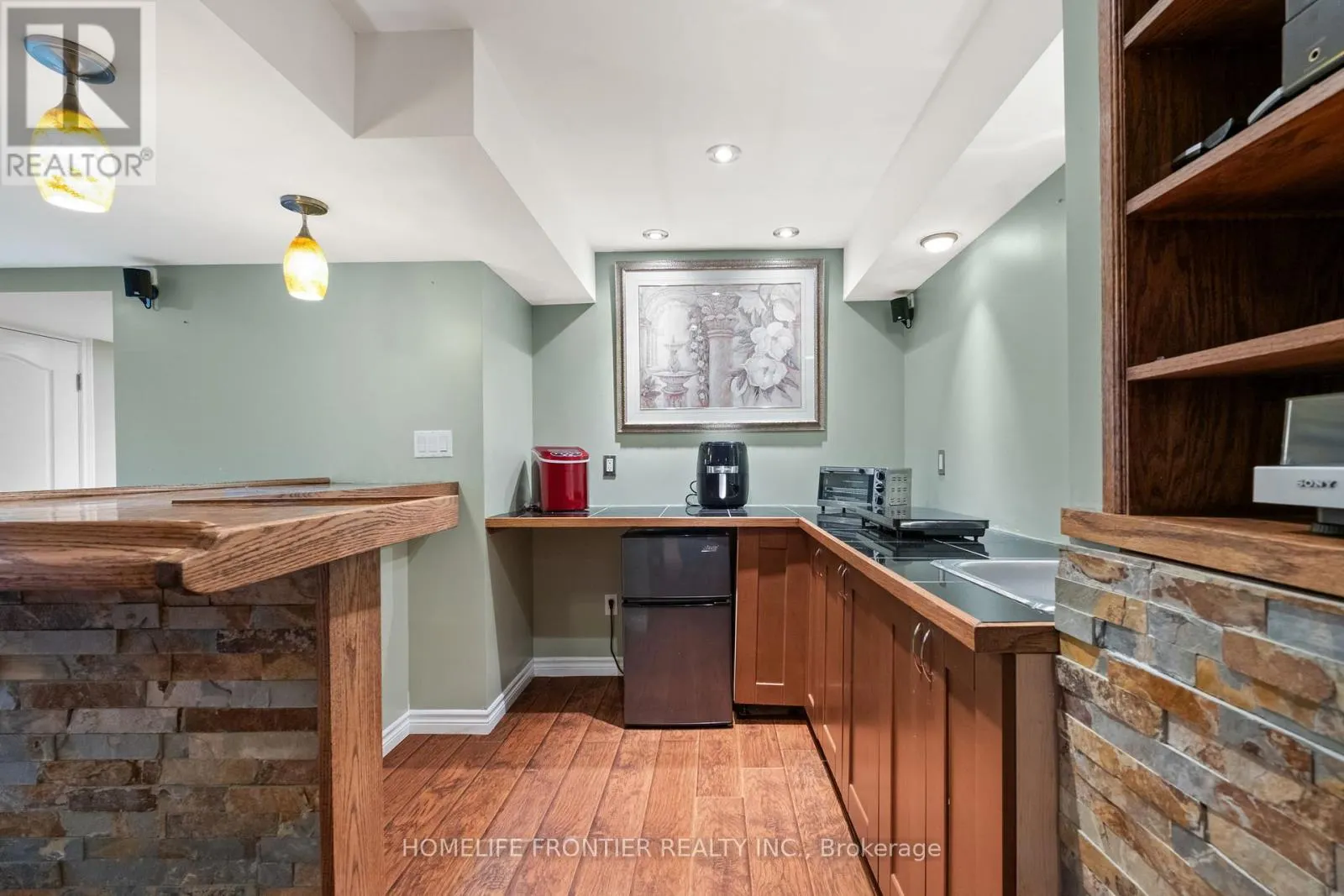 11 MAPLE CROWN TERRACE