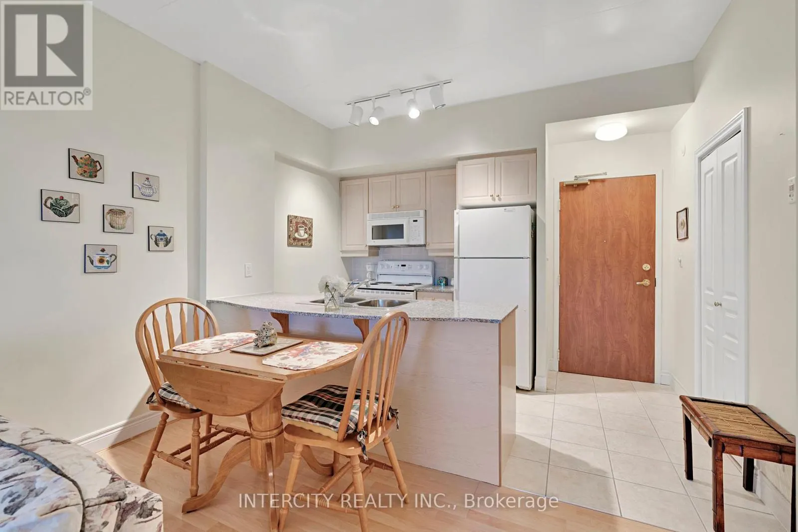 PH12 - 280 ABERDEEN BOULEVARD