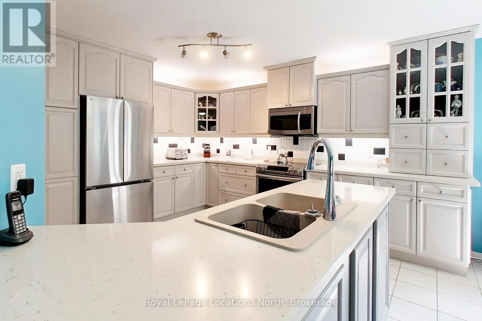 144 ROYAL BEECH DRIVE