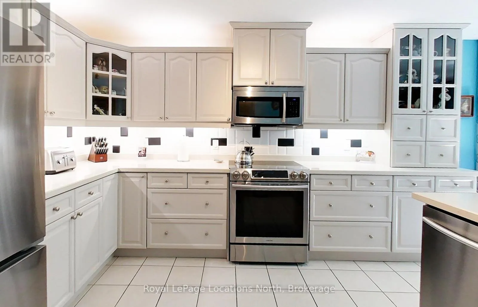 144 ROYAL BEECH DRIVE