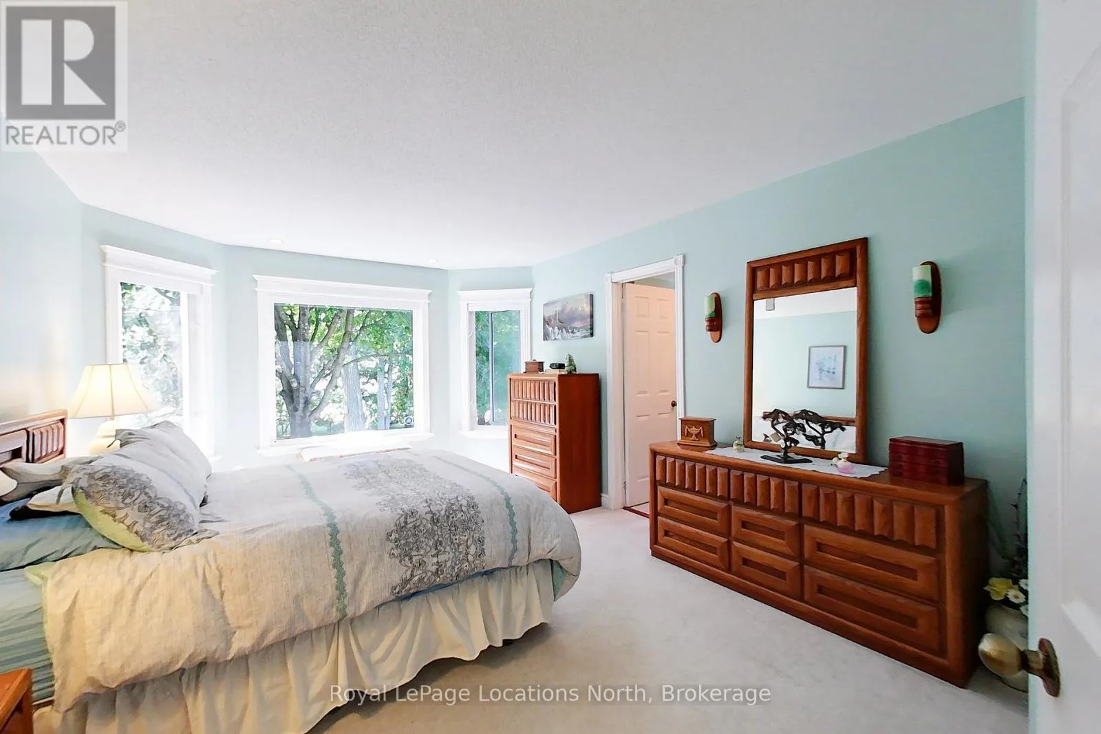 144 ROYAL BEECH DRIVE