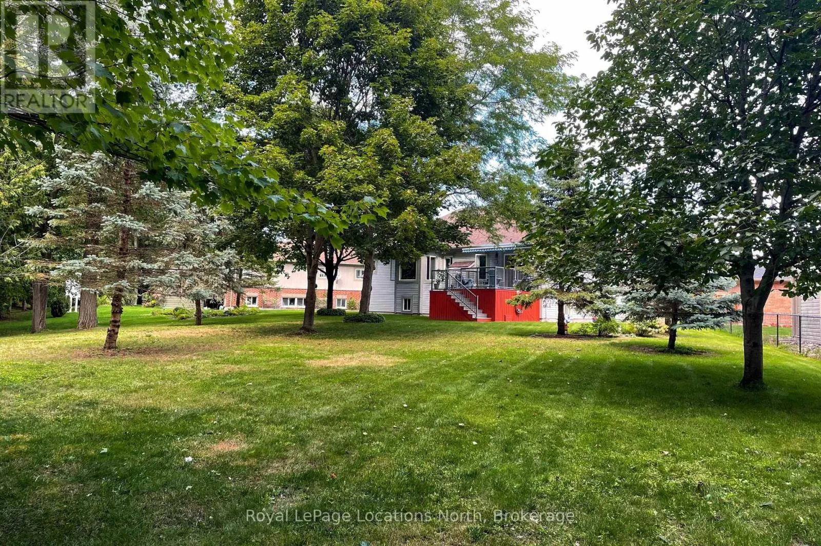 144 ROYAL BEECH DRIVE