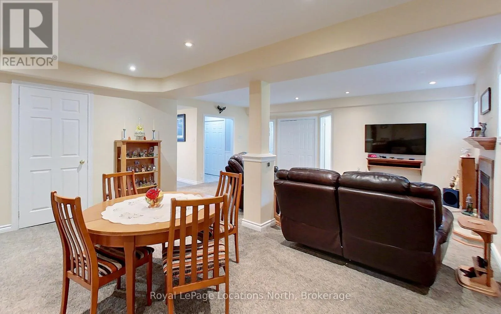 144 ROYAL BEECH DRIVE