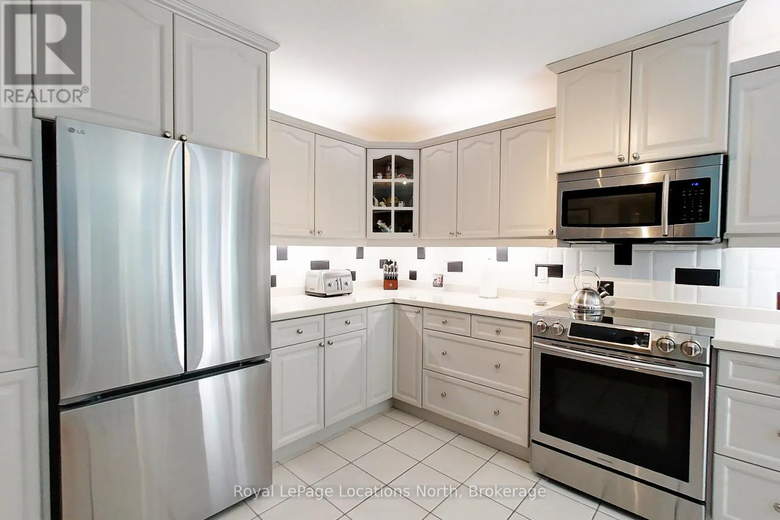 144 ROYAL BEECH DRIVE