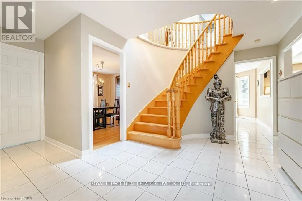 125 FERNDALE DRIVE S