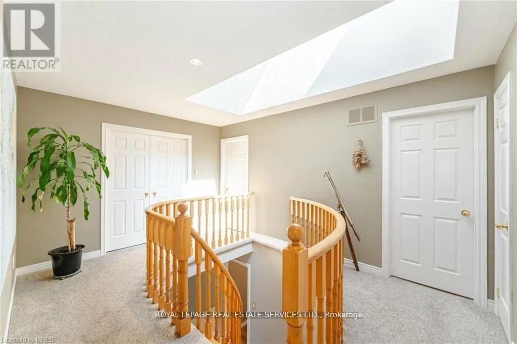 125 FERNDALE DRIVE S