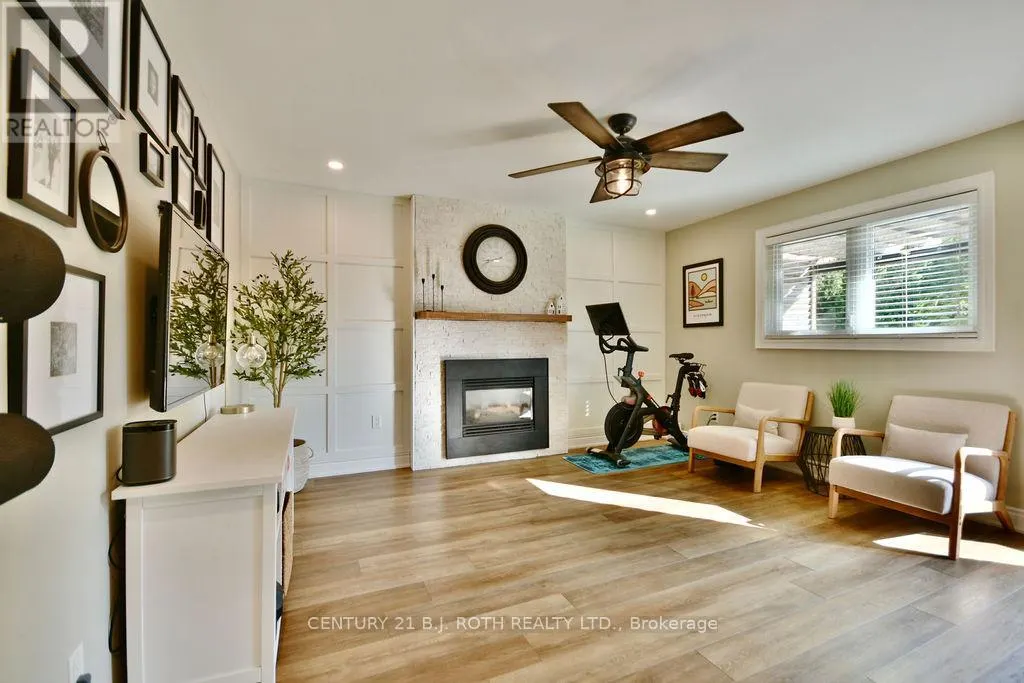 13 CLOVER AVENUE