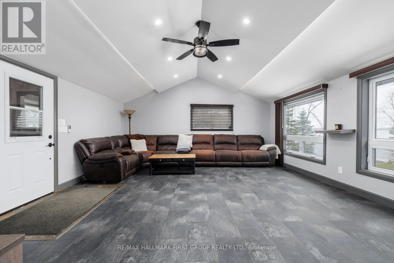 6386 BLUEBIRD STREET