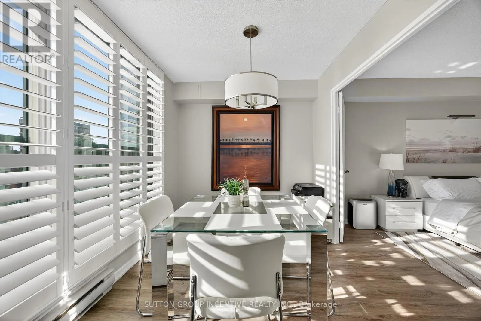 505 - 140 DUNLOP STREET E