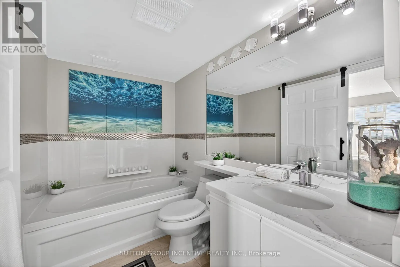 505 - 140 DUNLOP STREET E