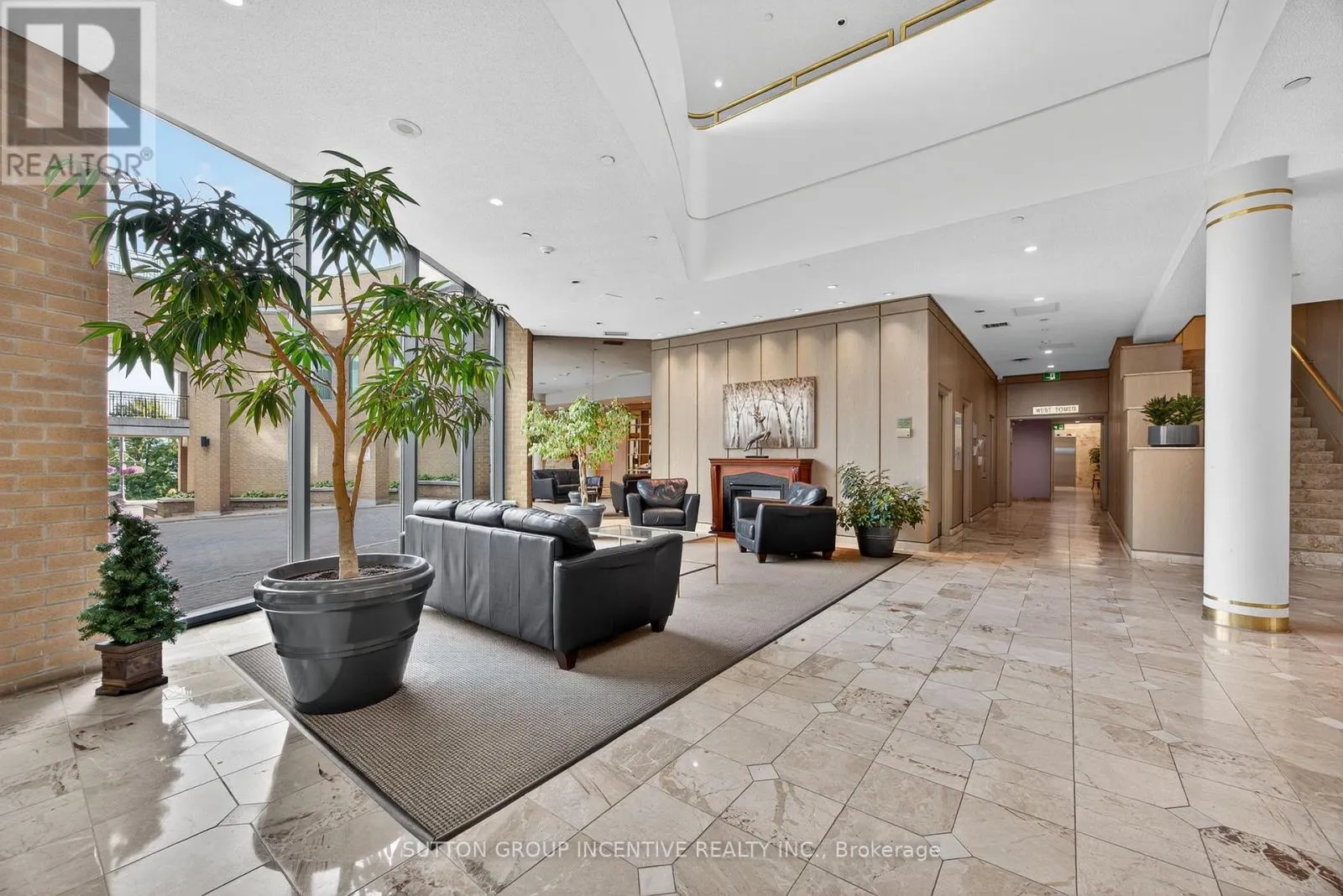 505 - 140 DUNLOP STREET E