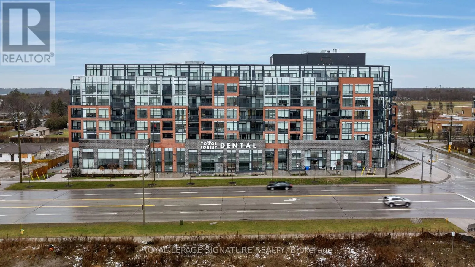421 - 681 YONGE STREET