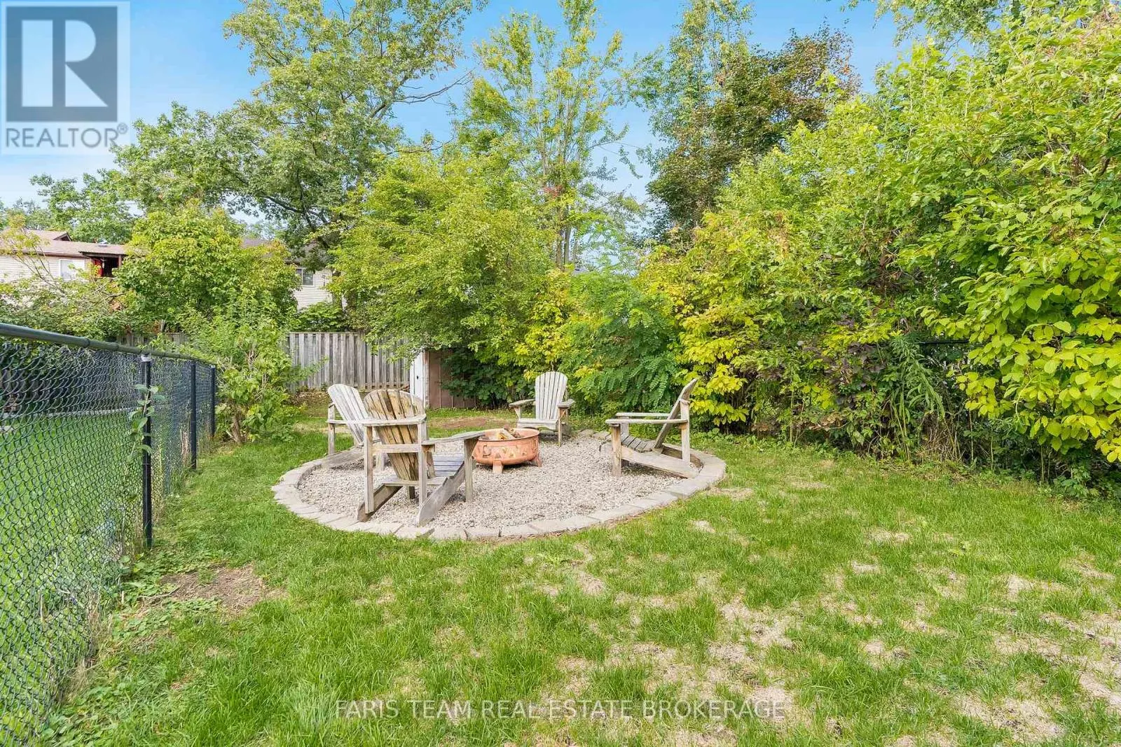 55 BARRETT CRESCENT