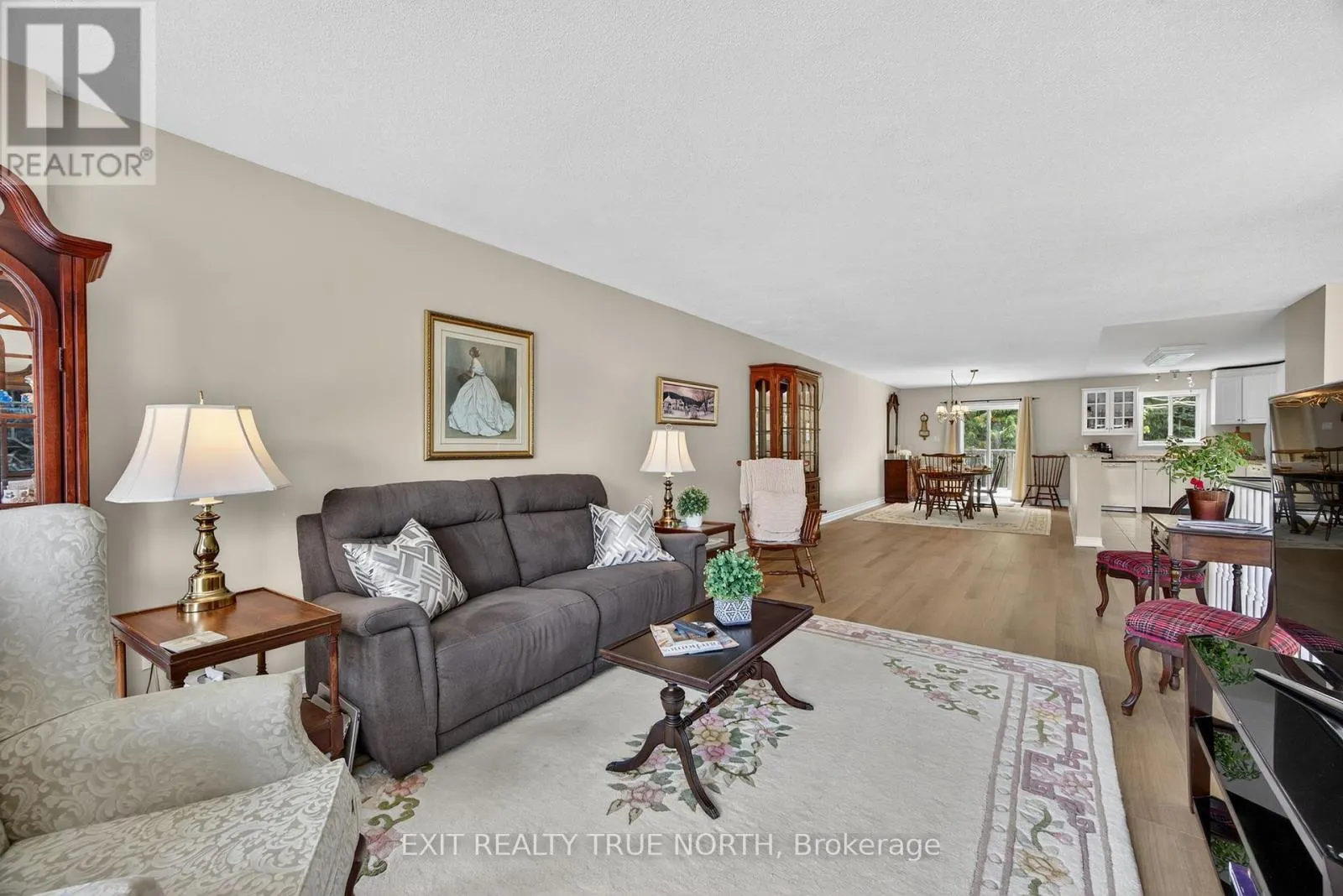 59 RIVERDALE DRIVE