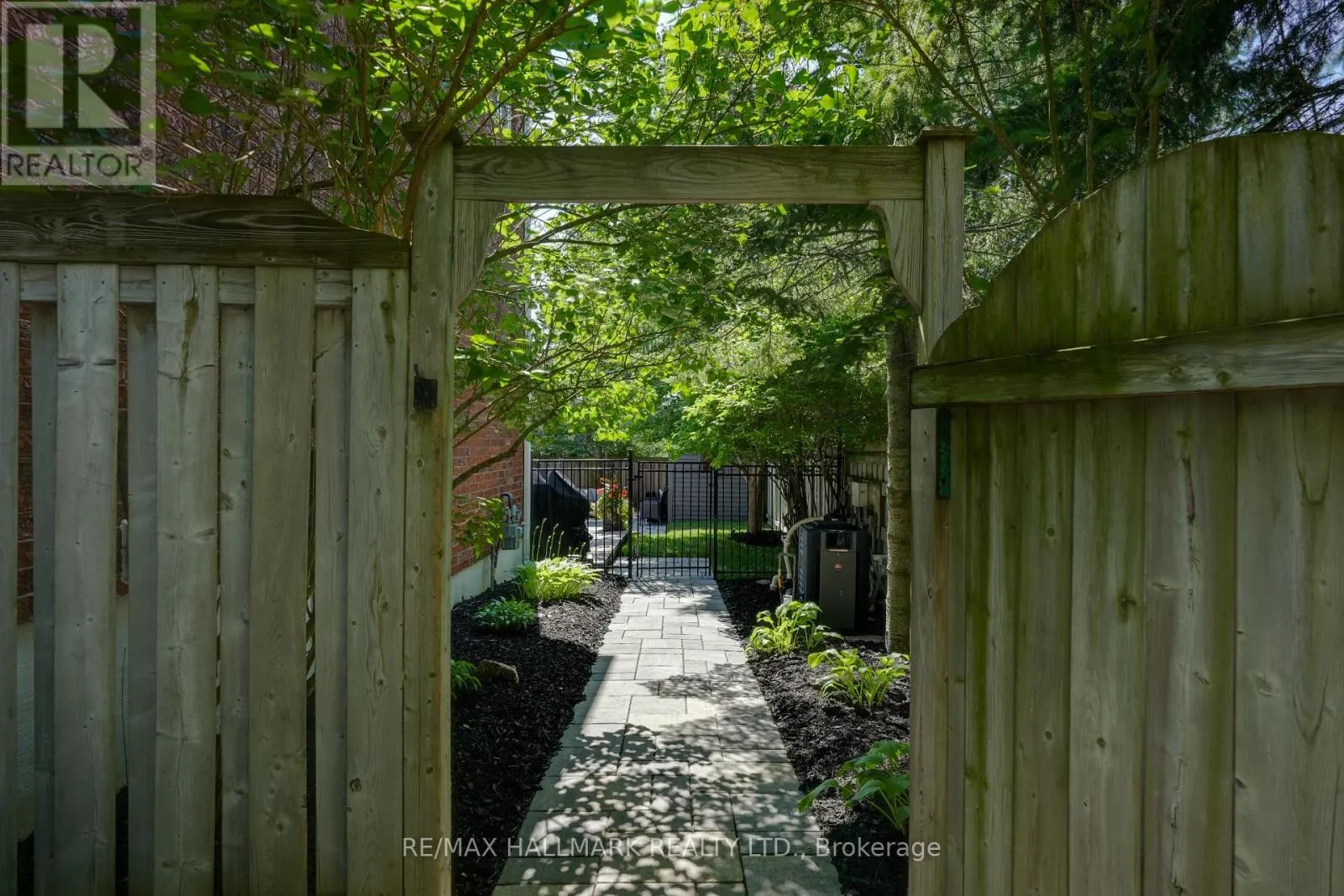 50 BLACK WILLOW DRIVE