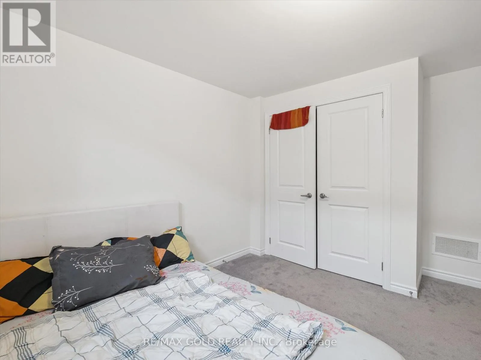 6 BANNISTER ROAD