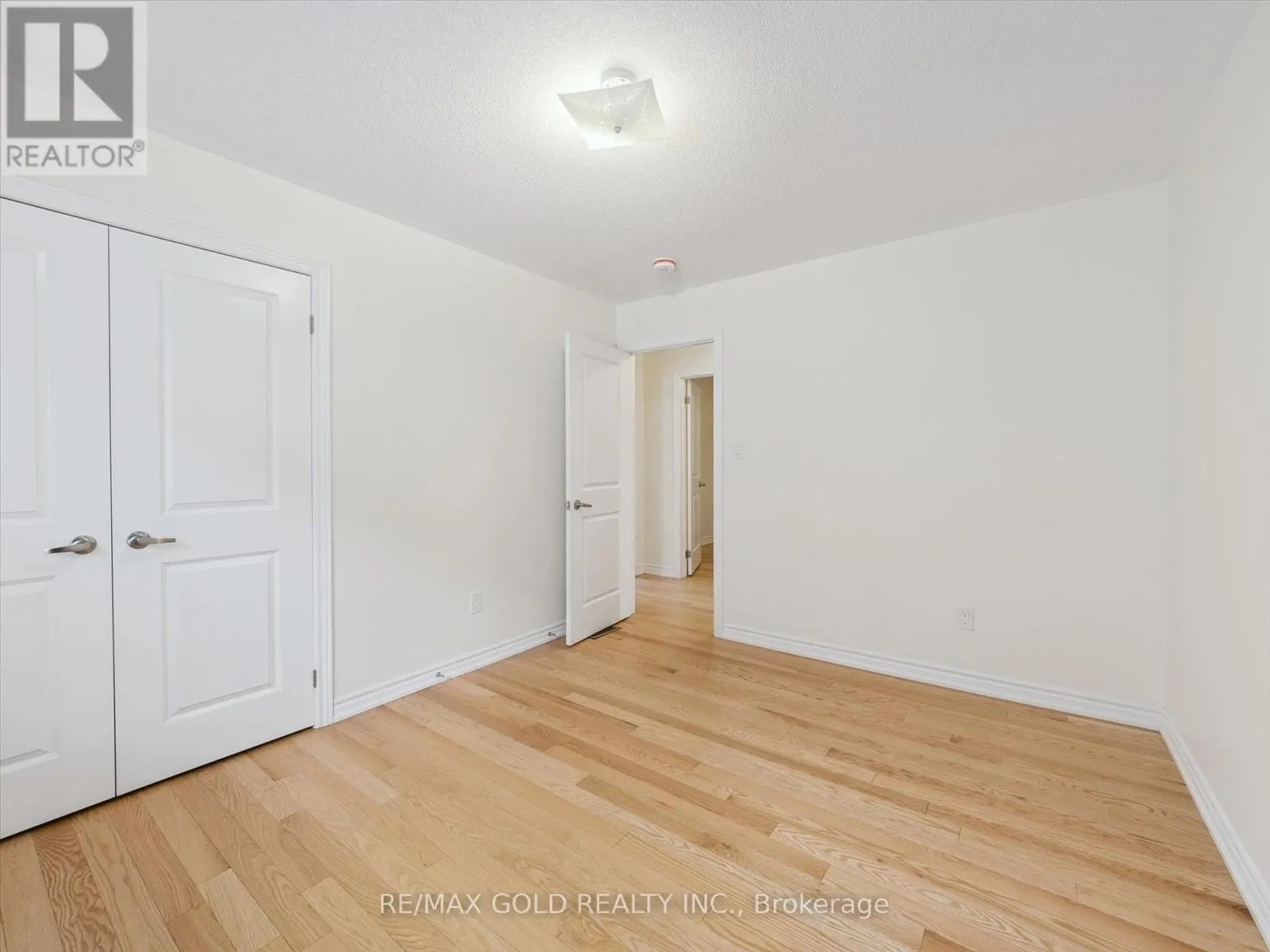 6 BANNISTER ROAD